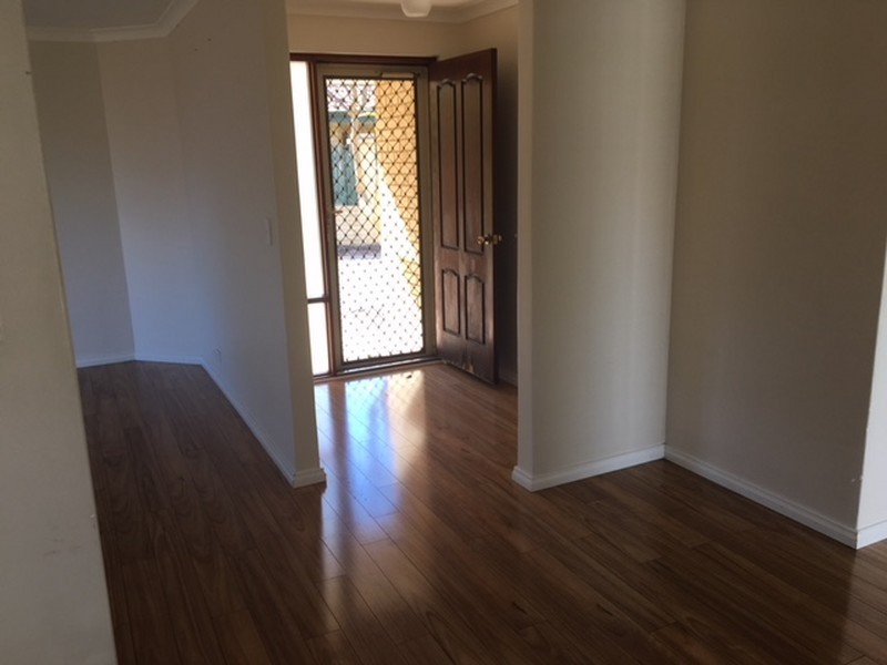 5/2 Braibrise Road, Wilson WA 6107