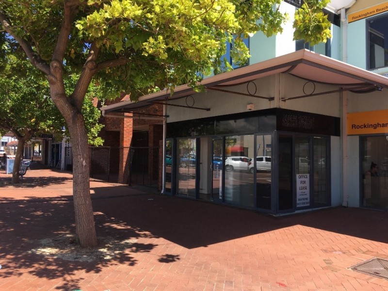 1/9 Railway Terrace, Rockingham WA 6168