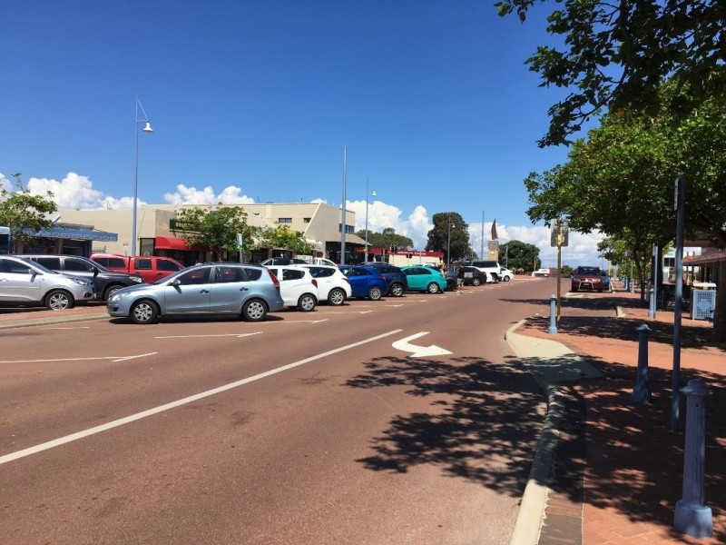 1/9 Railway Terrace, Rockingham WA 6168