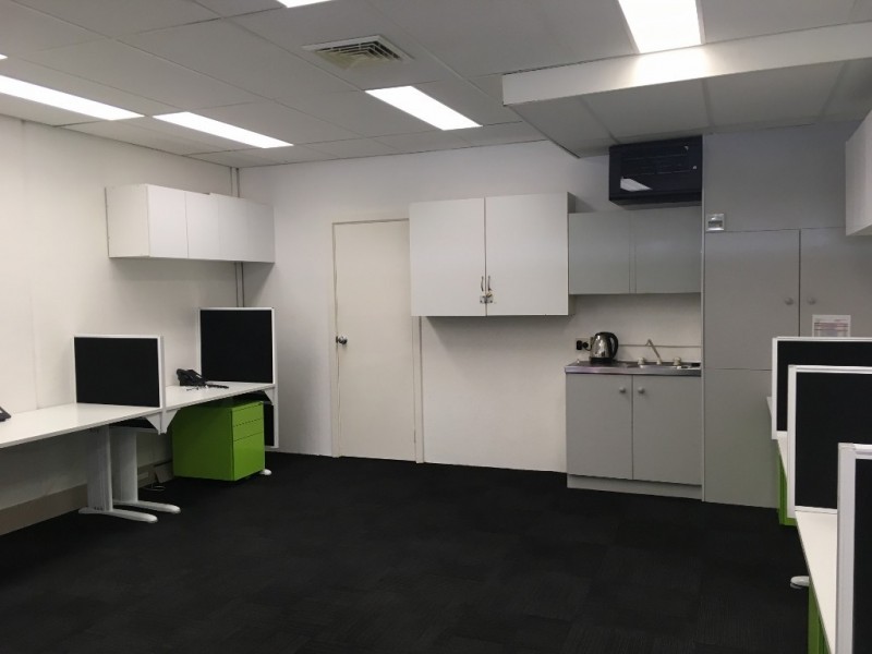 1/9 Railway Terrace, Rockingham WA 6168