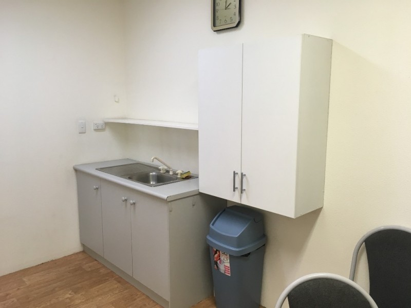 1/9 Railway Terrace, Rockingham WA 6168