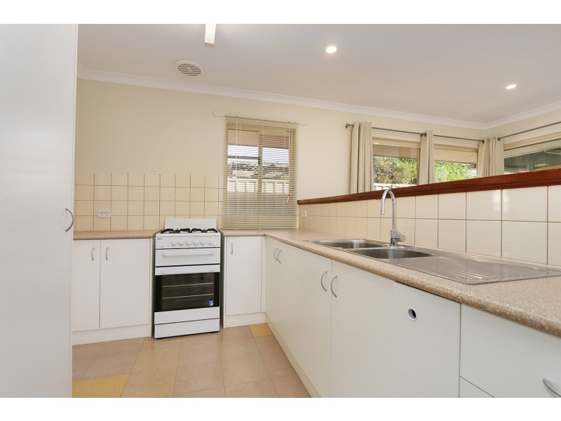 2/88 Toorak Road, Rivervale WA 6103