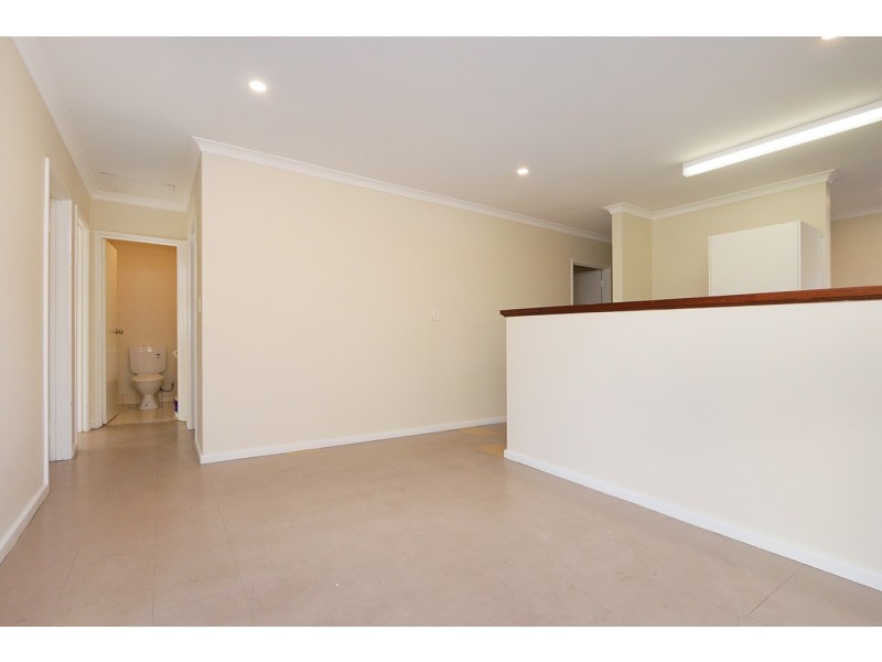 2/88 Toorak Road, Rivervale WA 6103