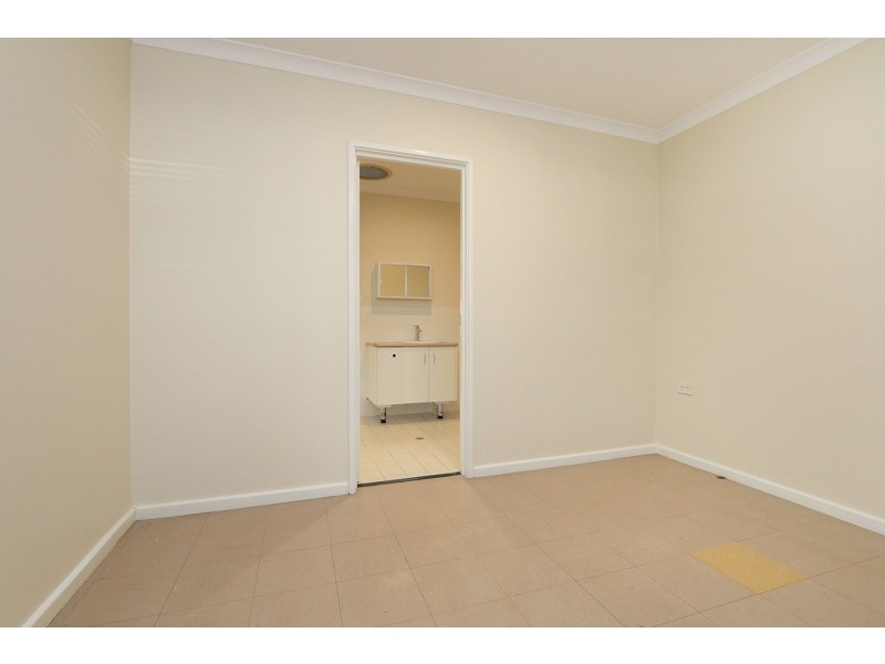 2/88 Toorak Road, Rivervale WA 6103