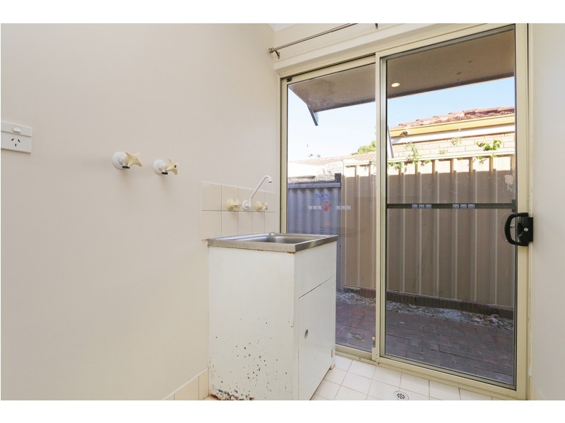 2/88 Toorak Road, Rivervale WA 6103