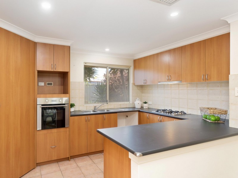 84A Gladstone Road, Rivervale WA 6103