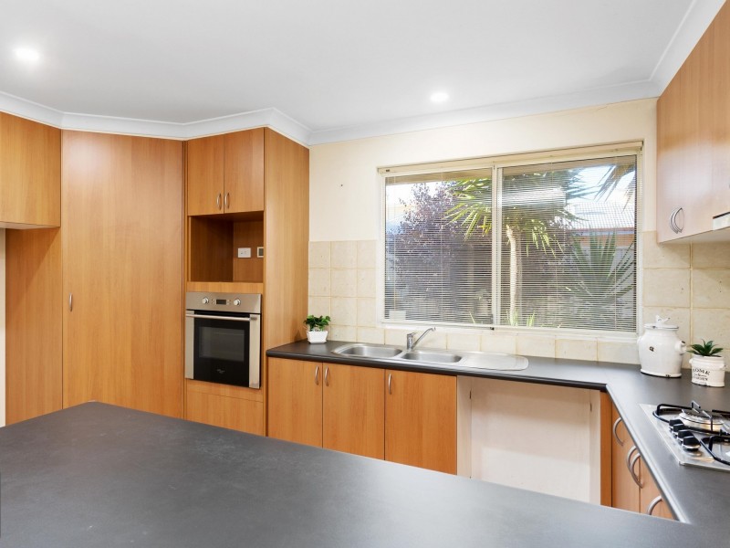 84A Gladstone Road, Rivervale WA 6103