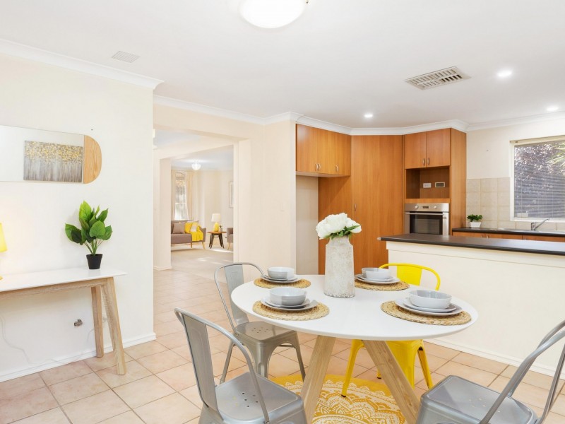 84A Gladstone Road, Rivervale WA 6103