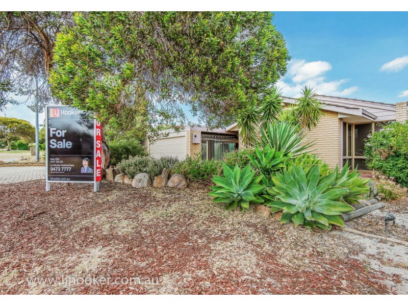 6 Williamson Lane, Stratton WA 6056