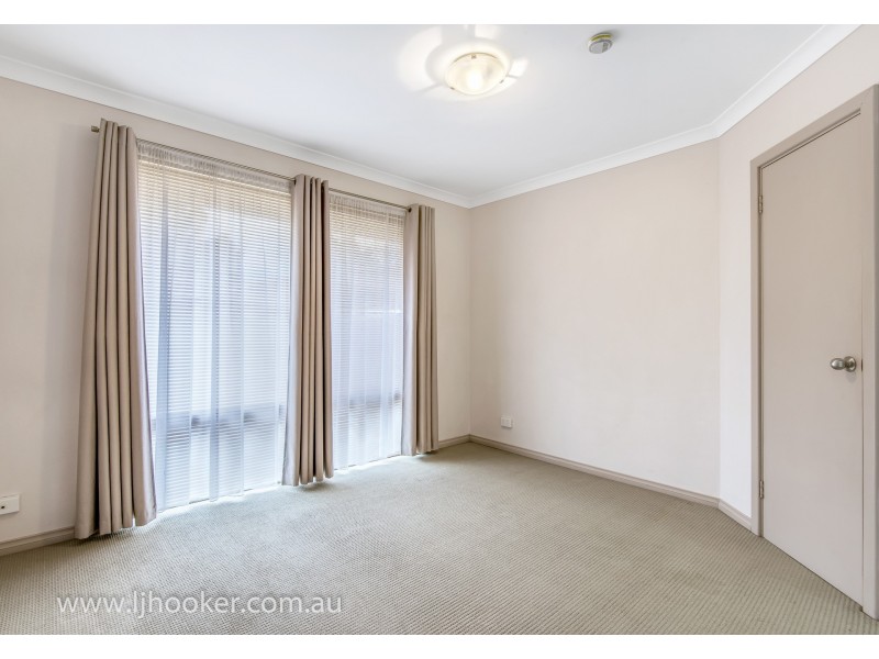6 Williamson Lane, Stratton WA 6056