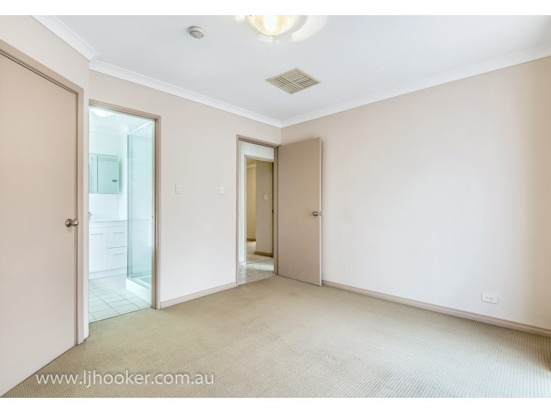 6 Williamson Lane, Stratton WA 6056