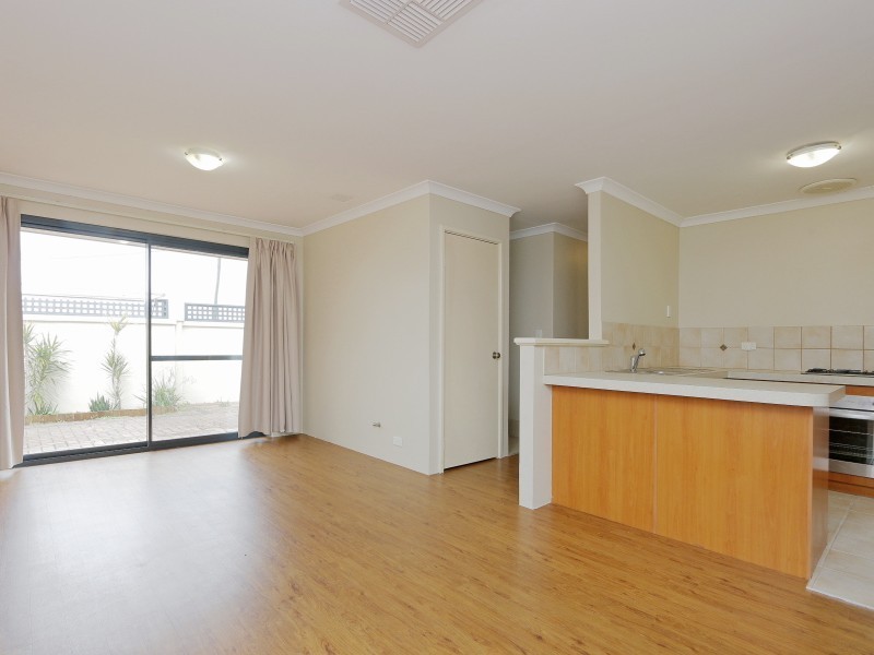 4/1A Salisbury Street, St James WA 6102