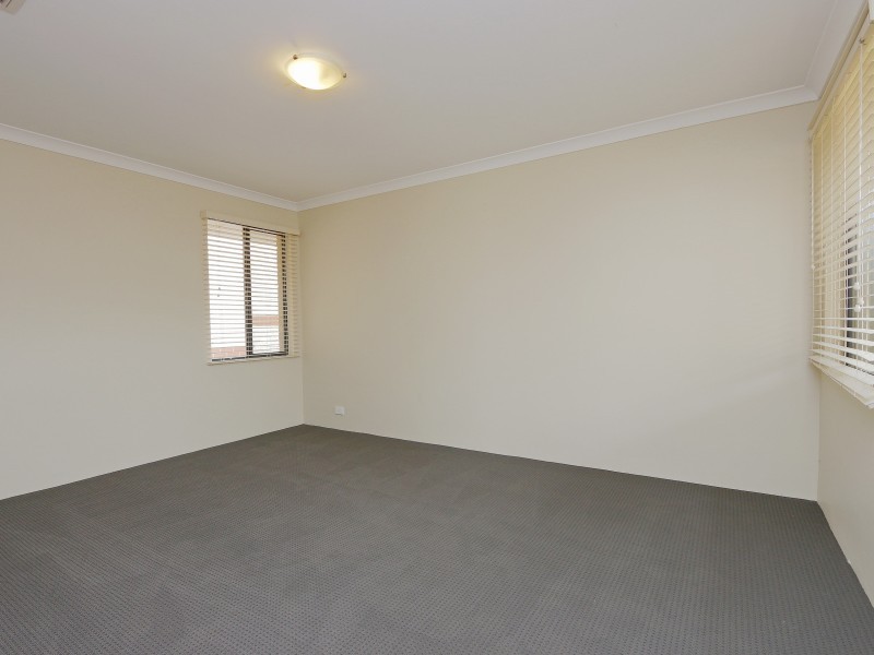 4/1A Salisbury Street, St James WA 6102