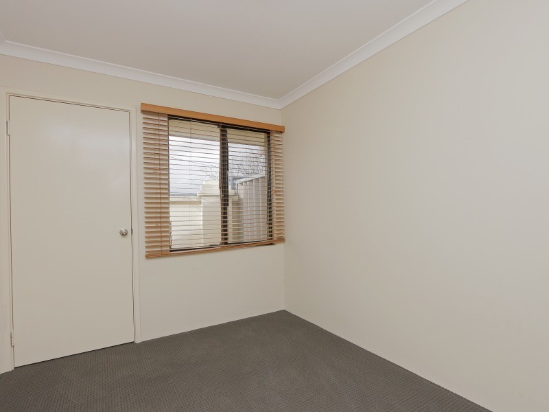 4/1A Salisbury Street, St James WA 6102