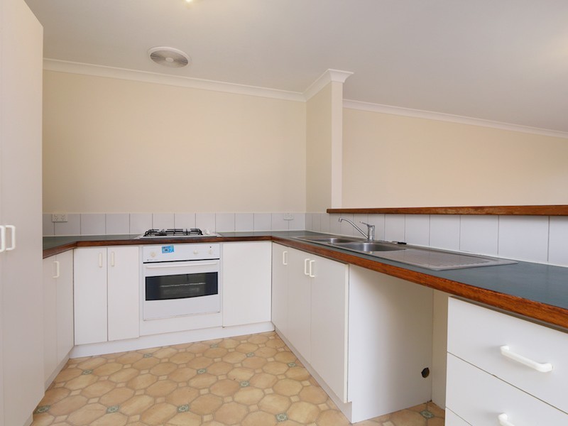 5/14 Stephen Street, Queens Park WA 6107