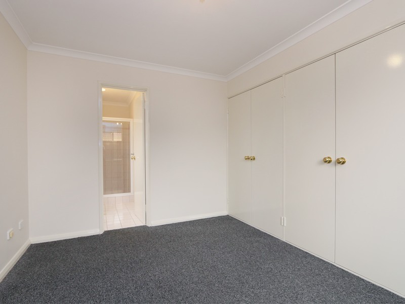 5/14 Stephen Street, Queens Park WA 6107