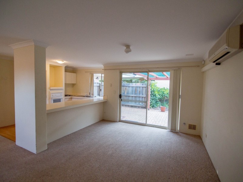 1/18 Axford Street, Como WA 6152