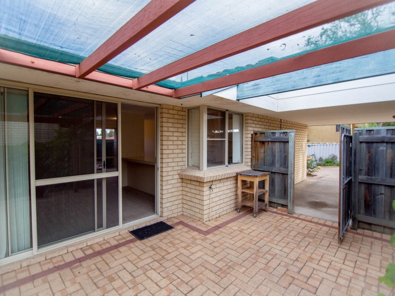 1/18 Axford Street, Como WA 6152