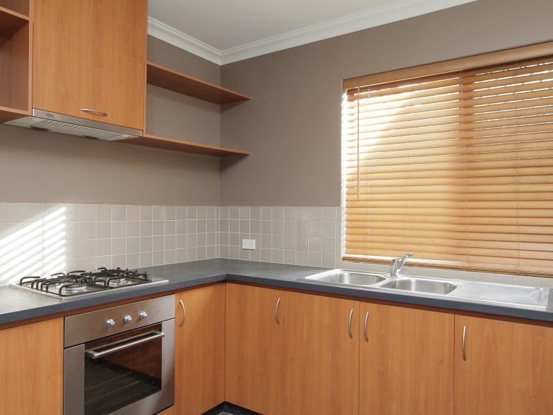 6/10 Queen Street, Bentley WA 6102