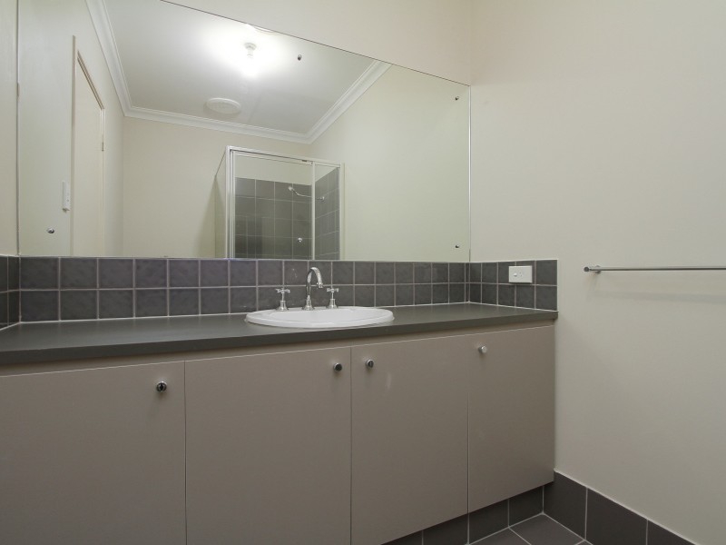 6/10 Queen Street, Bentley WA 6102