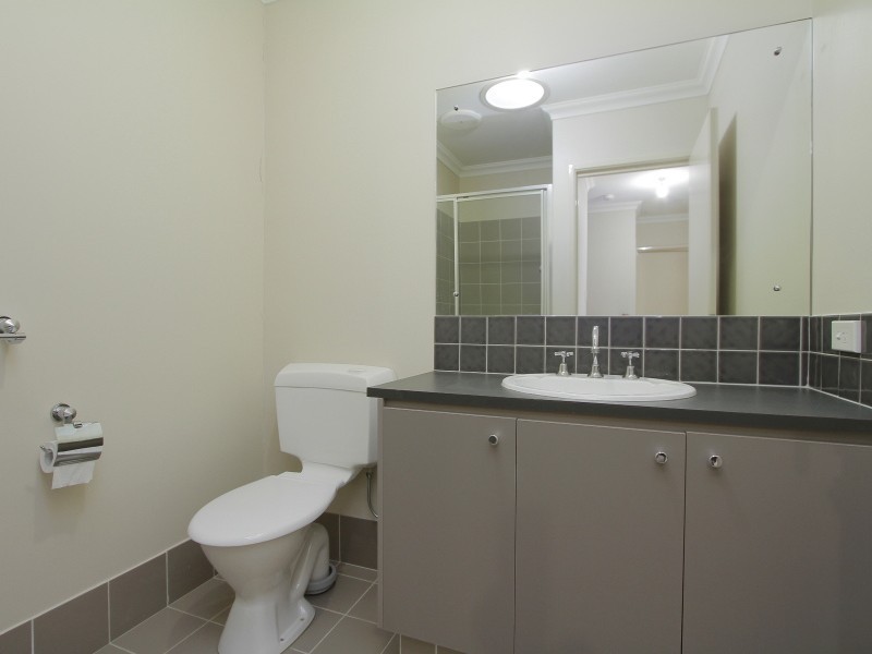 6/10 Queen Street, Bentley WA 6102