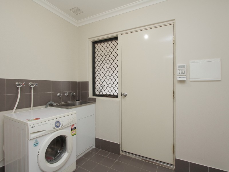 6/10 Queen Street, Bentley WA 6102