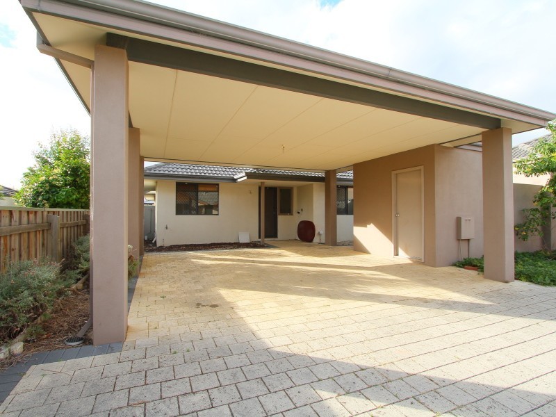 6/10 Queen Street, Bentley WA 6102