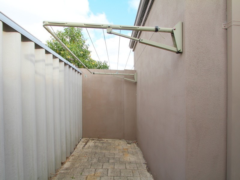 6/10 Queen Street, Bentley WA 6102