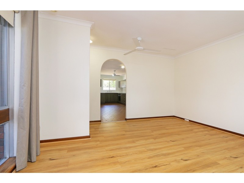 14 Priske Way, Rivervale WA 6103