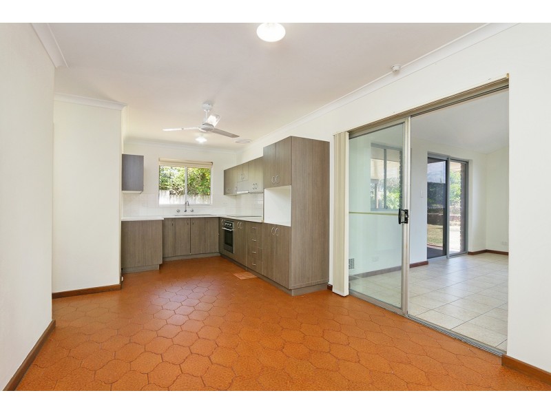 14 Priske Way, Rivervale WA 6103