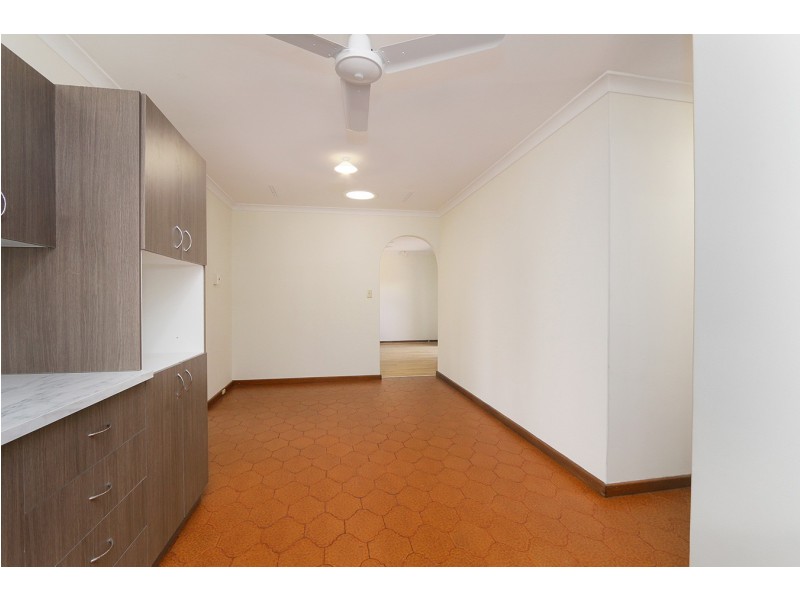 14 Priske Way, Rivervale WA 6103