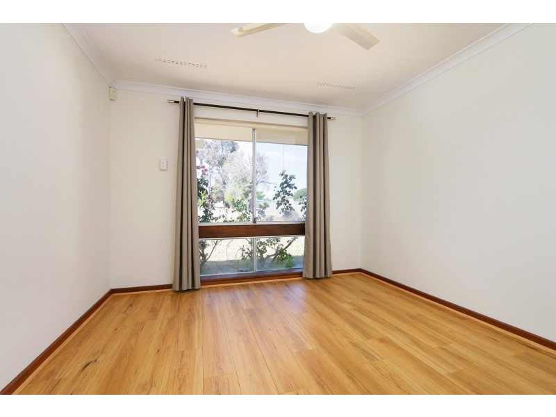 14 Priske Way, Rivervale WA 6103