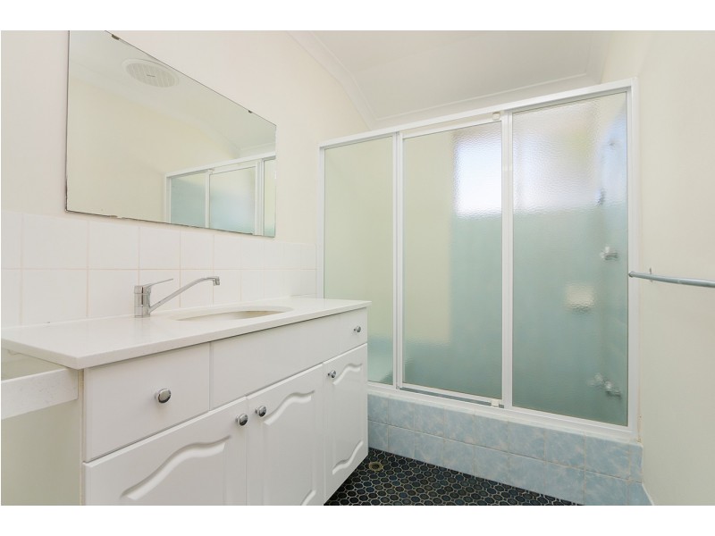 14 Priske Way, Rivervale WA 6103