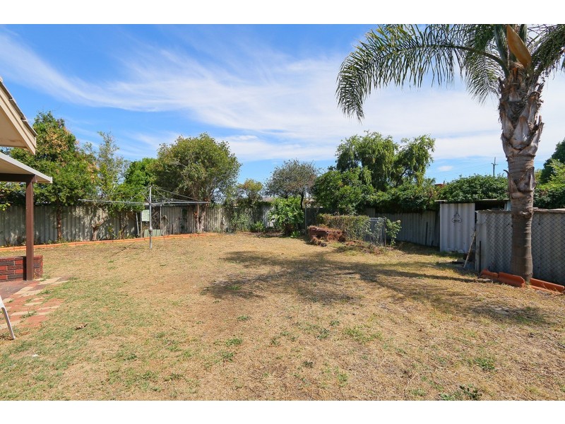 14 Priske Way, Rivervale WA 6103