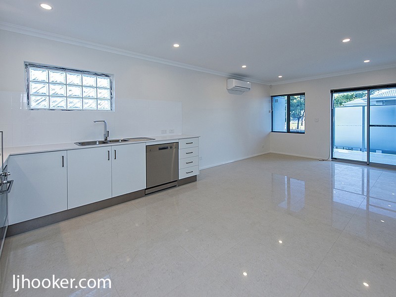 8/377 Daly Street, Cloverdale WA 6105