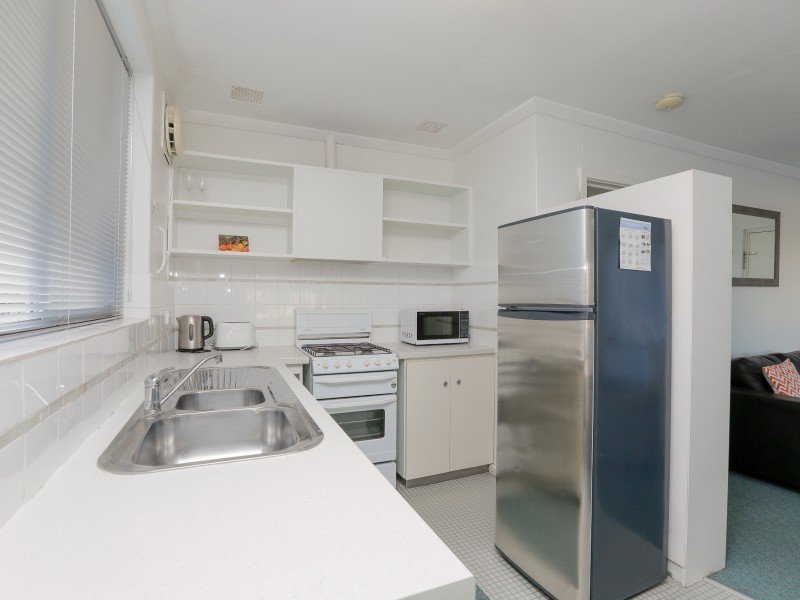 8/348A Mill Point Road, South Perth WA 6151