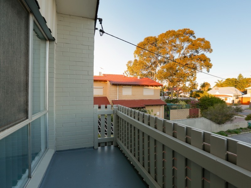 8/348A Mill Point Road, South Perth WA 6151