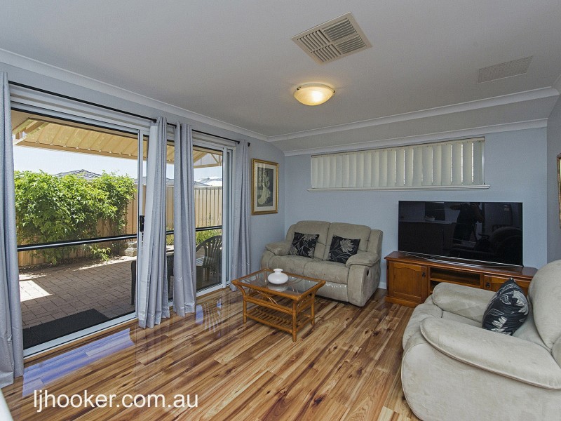 27 Oman Pass, Canning Vale WA 6155