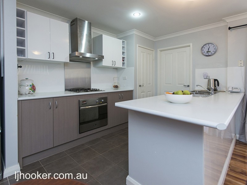 27 Oman Pass, Canning Vale WA 6155