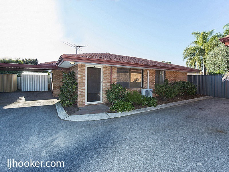 4/12 Kaliamba Court, Cannington WA 6107