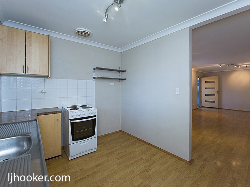 4/12 Kaliamba Court, Cannington WA 6107