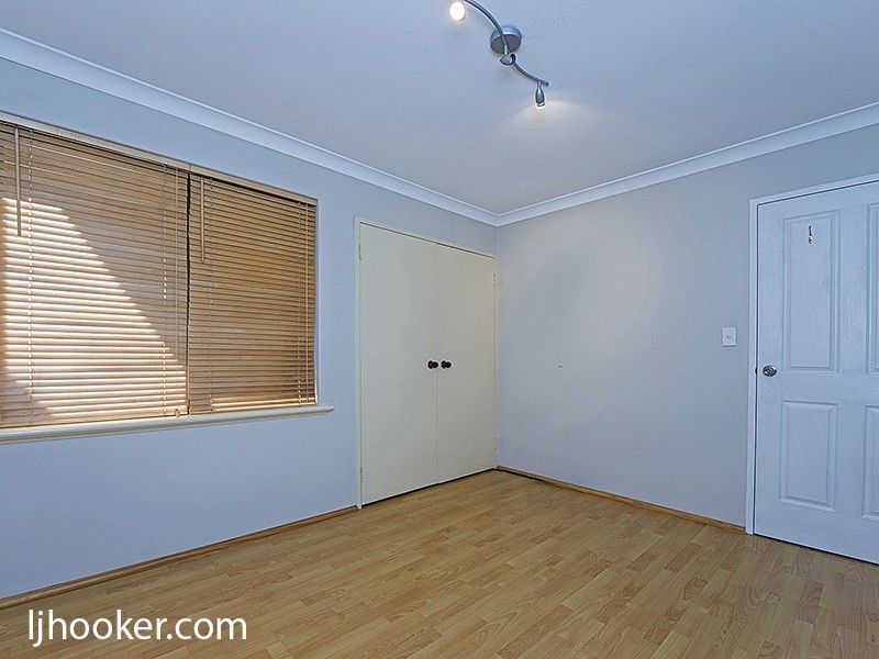 4/12 Kaliamba Court, Cannington WA 6107