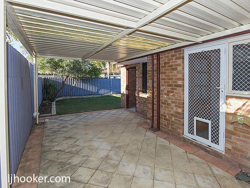 4/12 Kaliamba Court, Cannington WA 6107