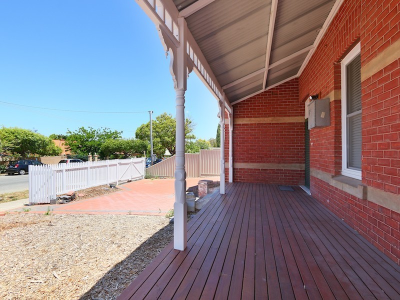 13 McMillan Street, Victoria Park WA 6100