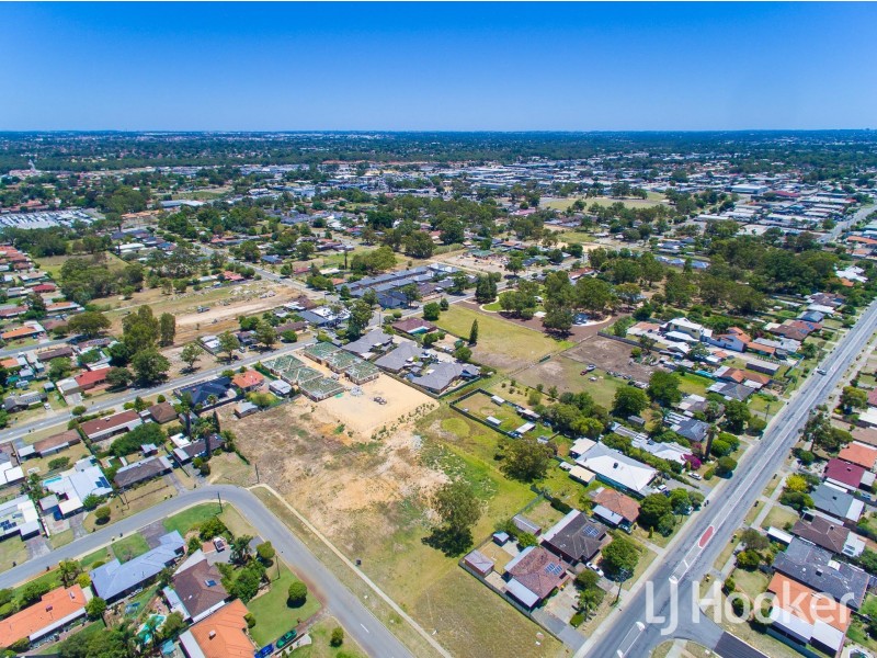 6 Barford Street, Maddington WA 6109