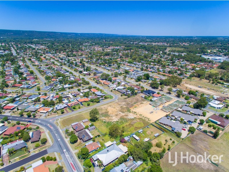 6 Barford Street, Maddington WA 6109