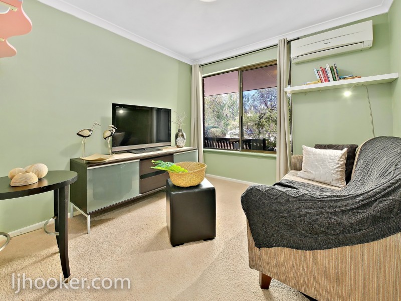 31 Champlin Way, Ferndale WA 6148