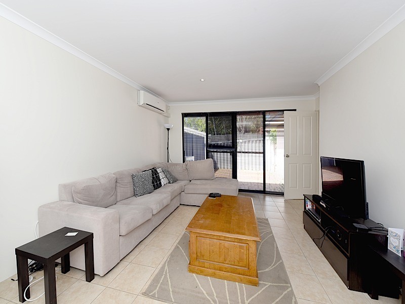 8/50 Norman Street, St James WA 6102