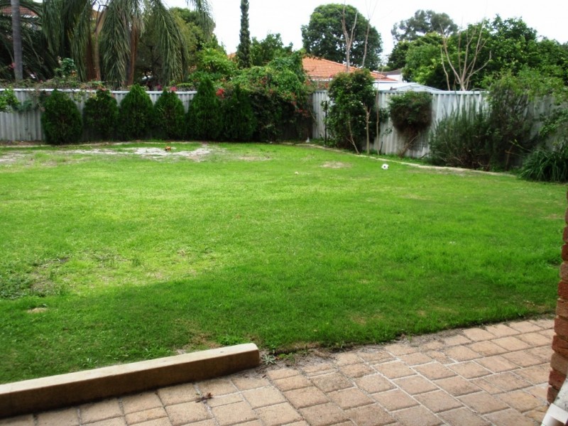 69 Palmerston Street, St James WA 6102