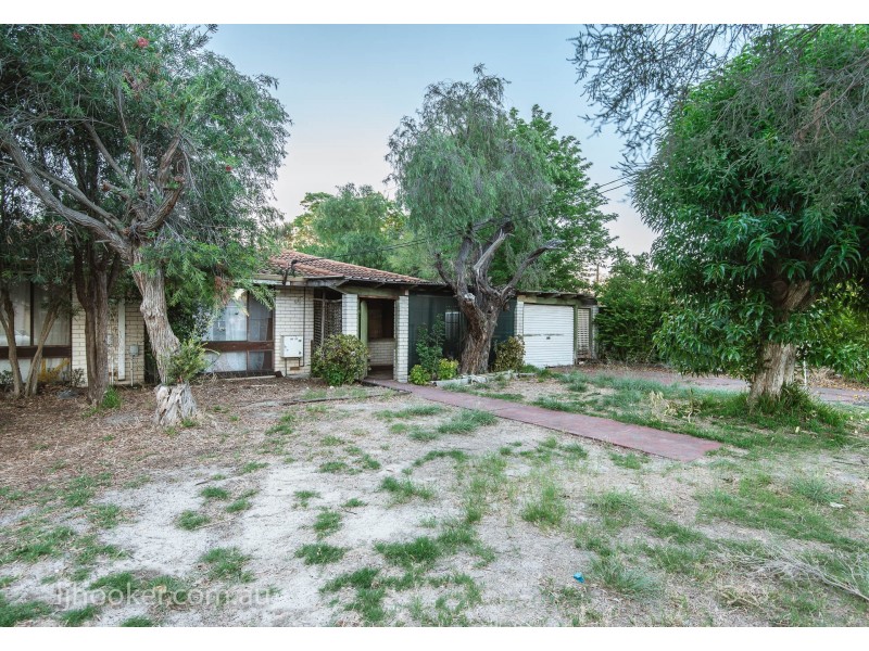 55 Asteroid Way, Carlisle WA 6101